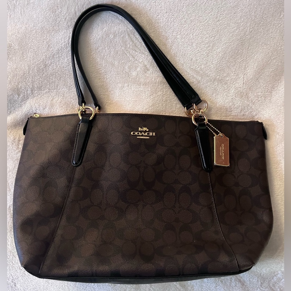 Coach Tote